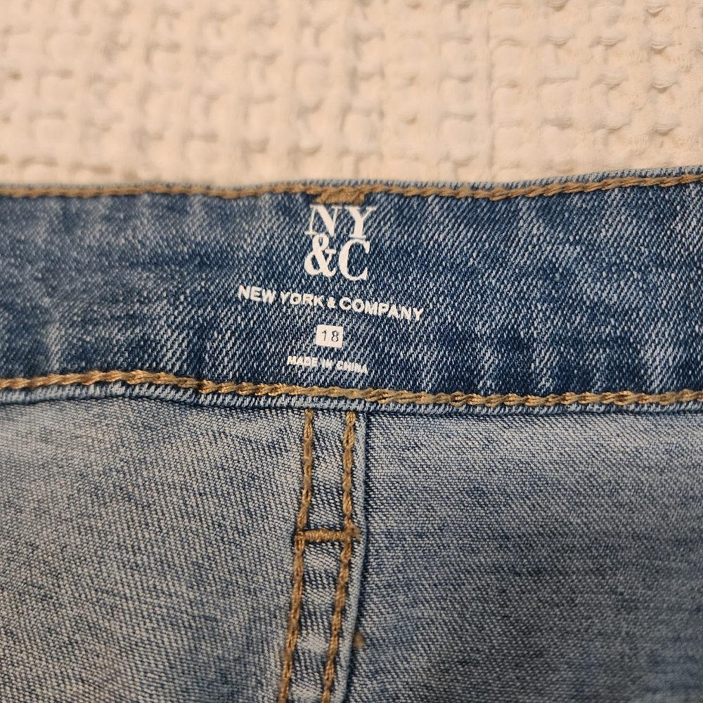 NY&Co Classic Blue Wide-Leg Women Jeans Snapaway Slit Size 18 Boho Grunge NWT - Picture 7 of 11